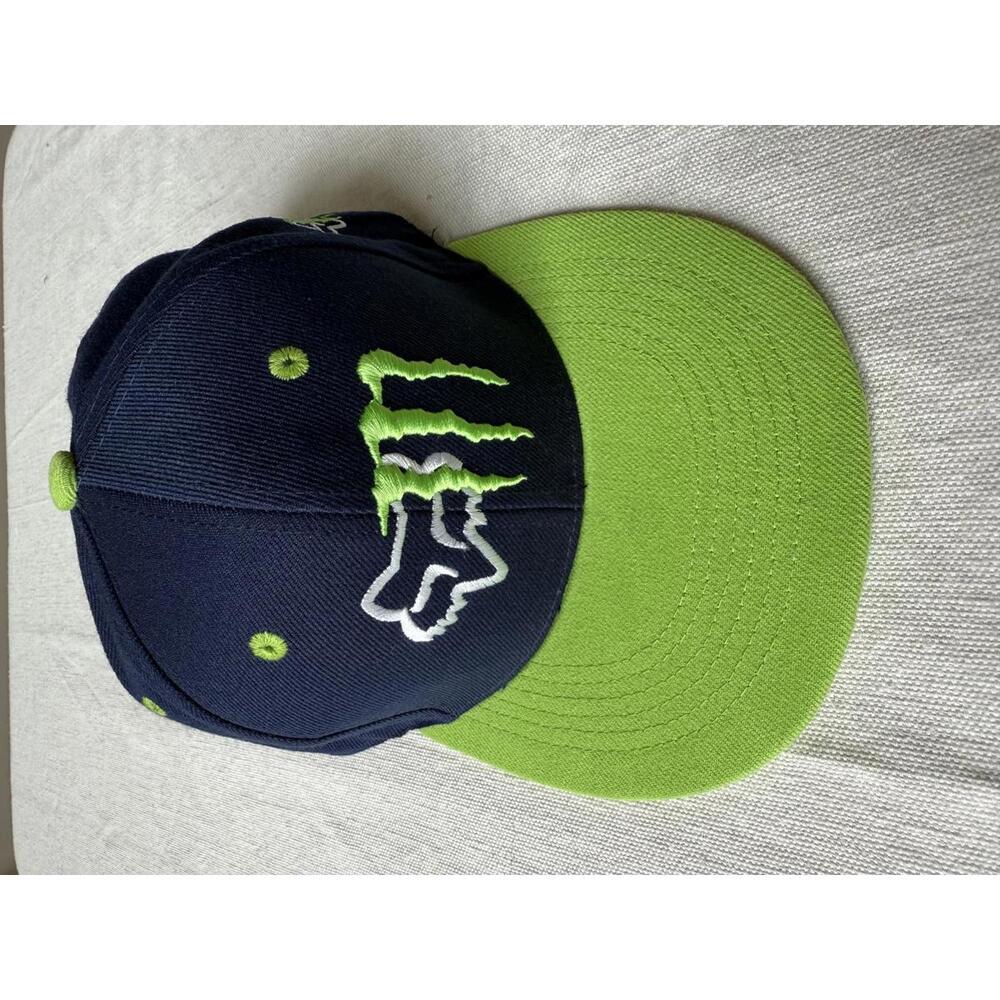 Vintage Fox Racing Board Shorts Size 36 & Vintage Fox/Monster SnapBack Hat - Picture 6 of 9